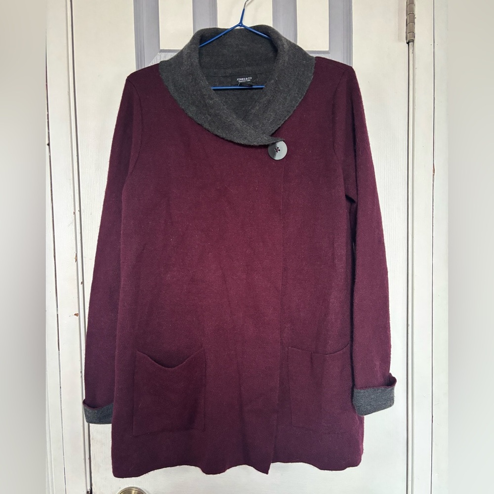 Jones New York Burgundy & Charcoal Merino Wool Knit Sweater